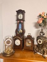 Lot de 6 pendules