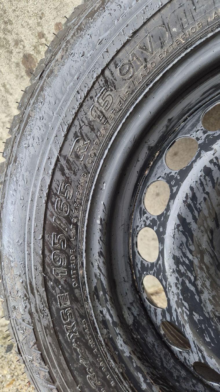 Pneumatici & Ruote complete: Original Sommerrad 195/65/R15 – Usato da Bad Zurzach venduto da Murmel0 4