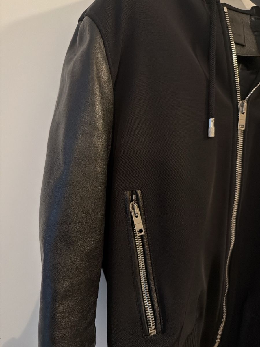 Givenchy Giacche: Giacca Givenchy con cappuccio e maniche in pelle, nera – Usato da Lugano venduto da can_xdd8 1