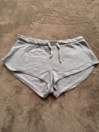 Graue Shorts Damen Grösse S guter Zustand