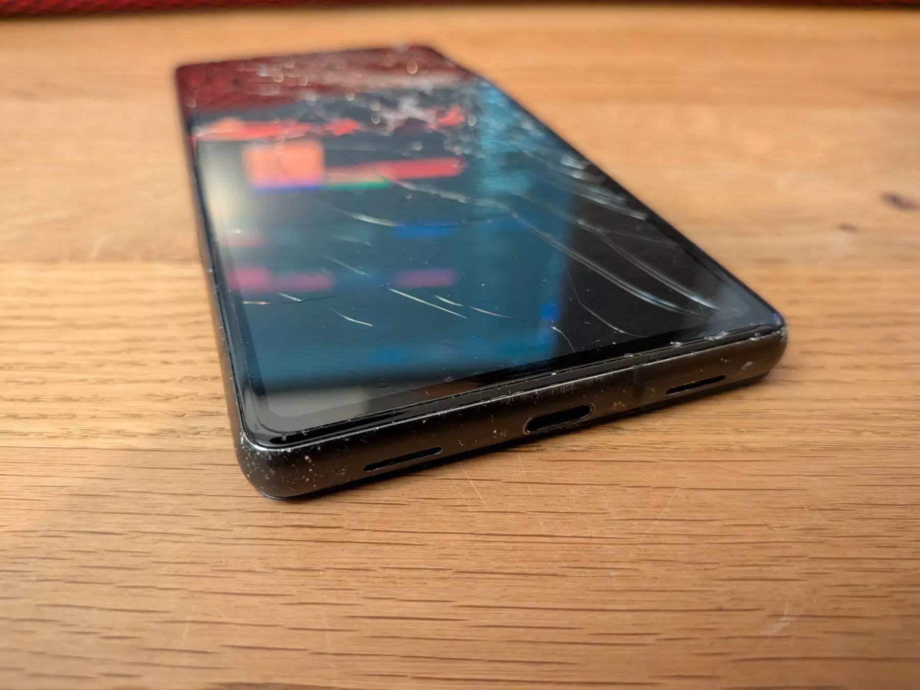 Google Telefoni cellulari / Smartphones: Smartphone Google Pixel 7a (Displaybruch, Verbogen) – Difettoso da Thal venduto da moser_p 5
