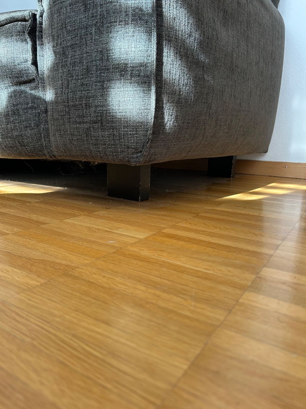 Divani: Sofa mit Beistell-Hocker – Usato da Binz venduto da plb71 2