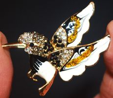 Brosche C-298 – Kolibri schwarz mit Strass Steine 3,4 x 4,5