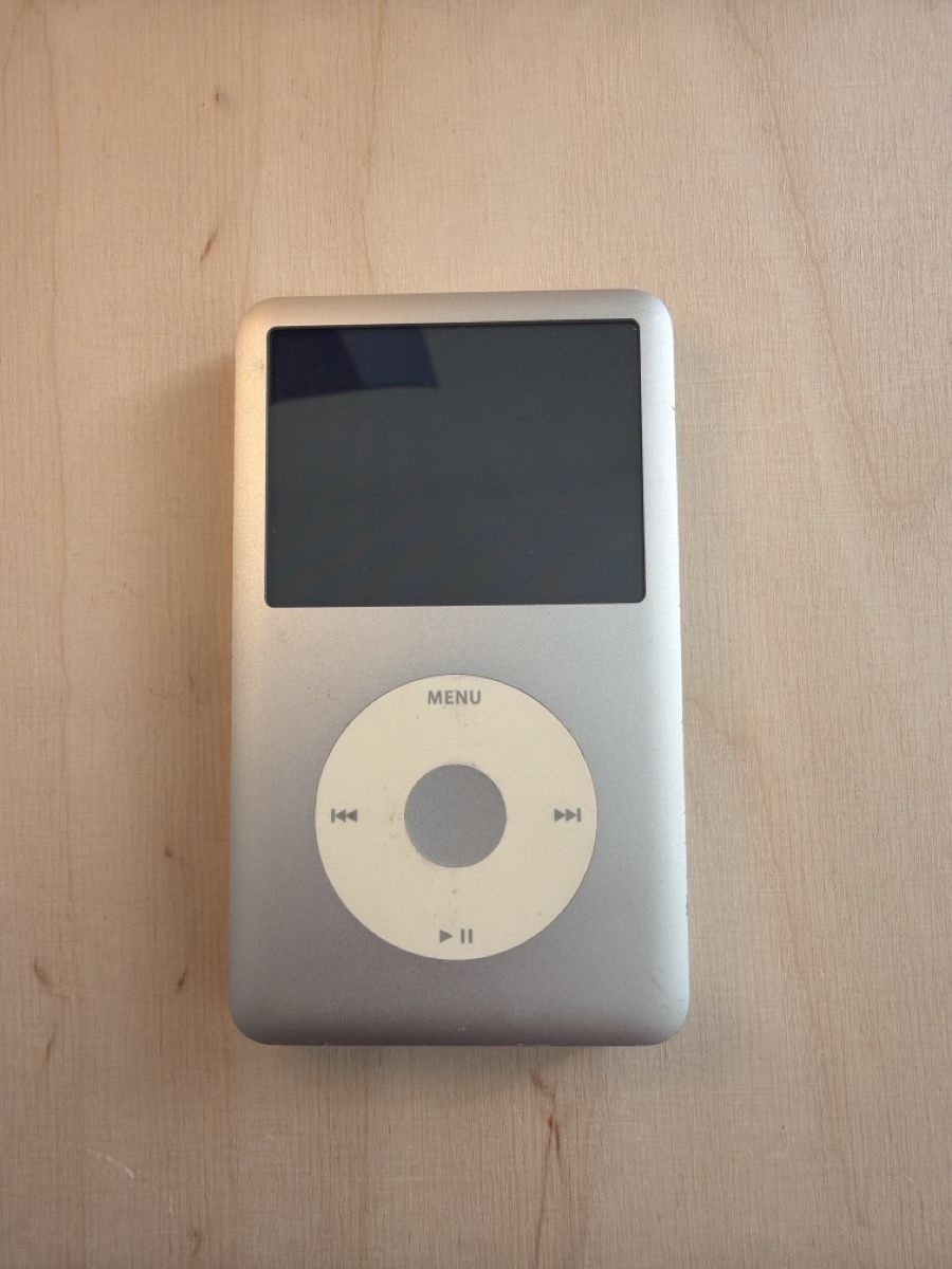 Apple Lecteur media portable: Apple iPod Classic 80GB Silber – D'occasion à Aarau par inf_xj5w 4