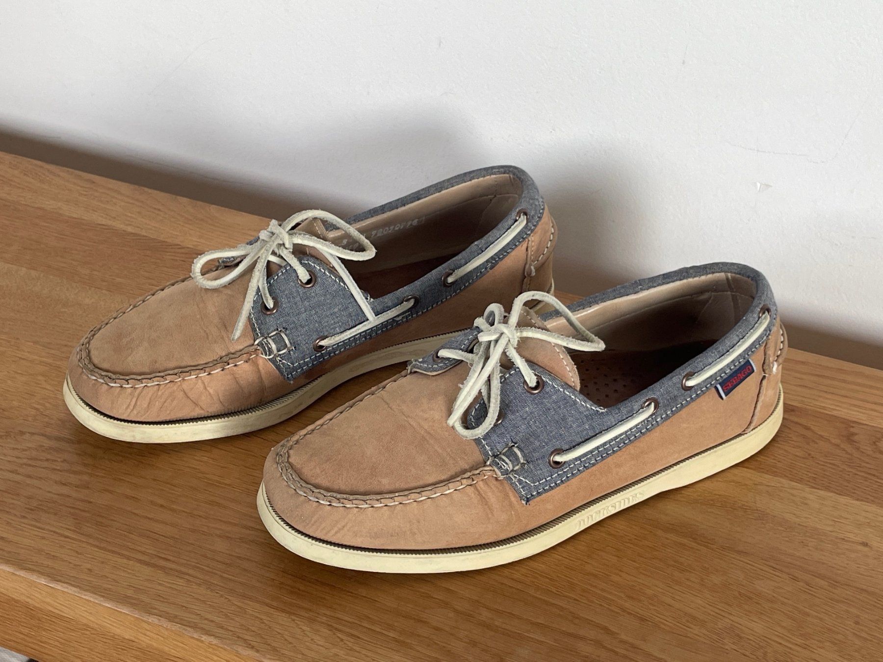 Sebago Scarpe da uomo: Sebago Docksides Spinnaker (beige-blau Gr.41,5) – Usato da Zürich venduto da narviB 1