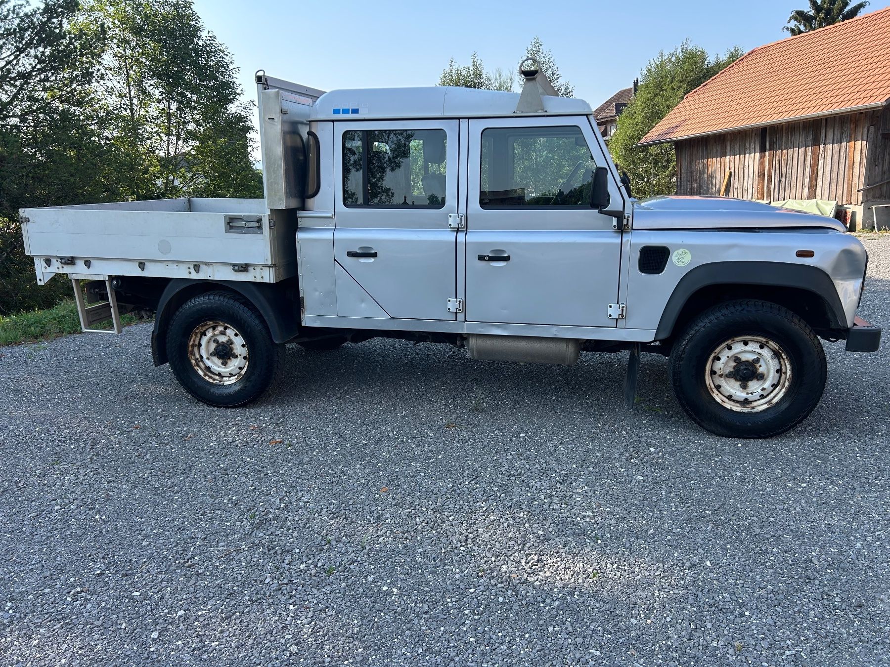 Land Rover Automobili: Land Rover Defender 130 Td4 DCPU – Usato da SCHÜPBACH venduto da 2002-tii 3