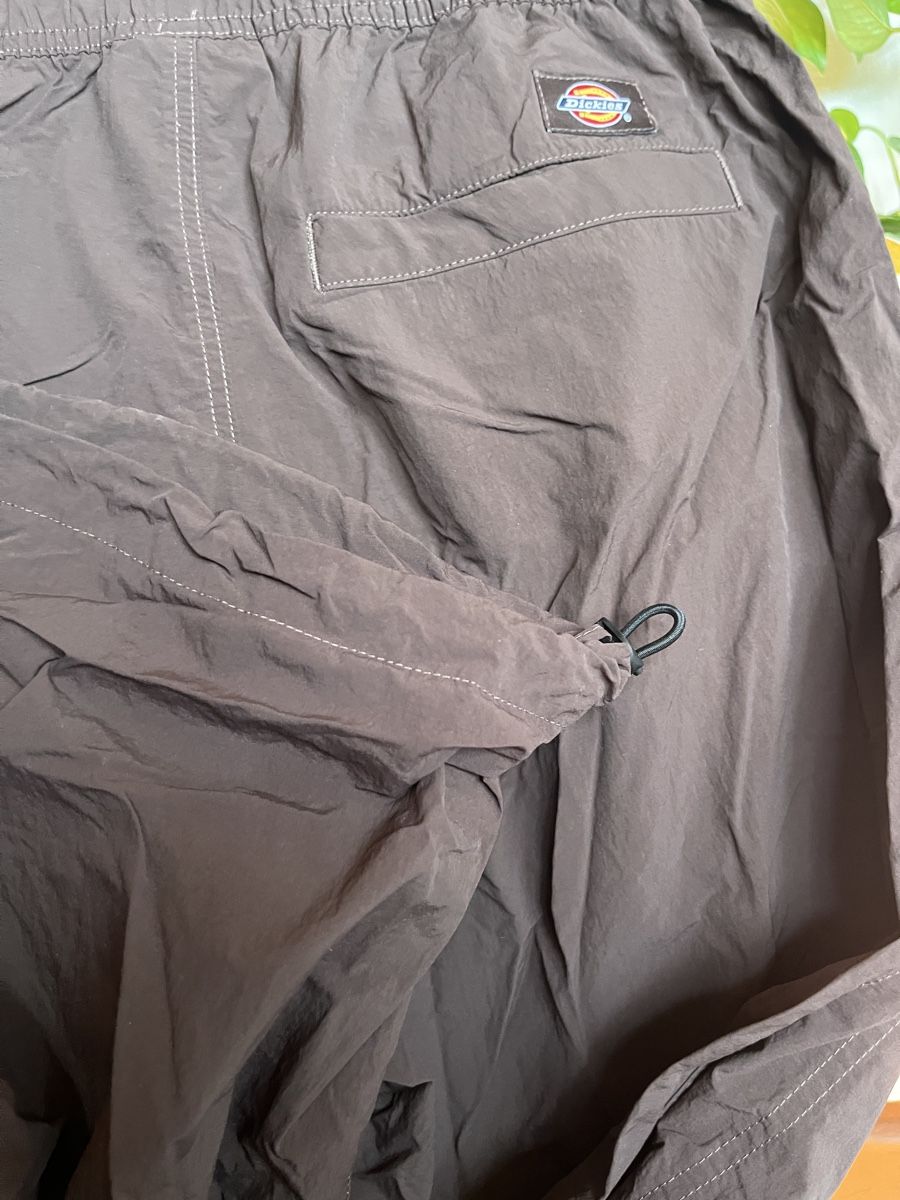 Dickies Pantaloni: Dickies Parachute Hose braun – Usato da Samedan venduto da K7kgh 6