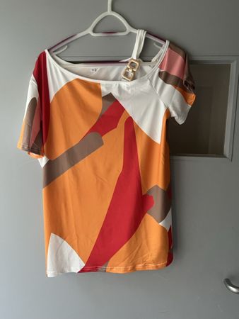Sommerliches T-Shirt mit Muster, Grösse XL