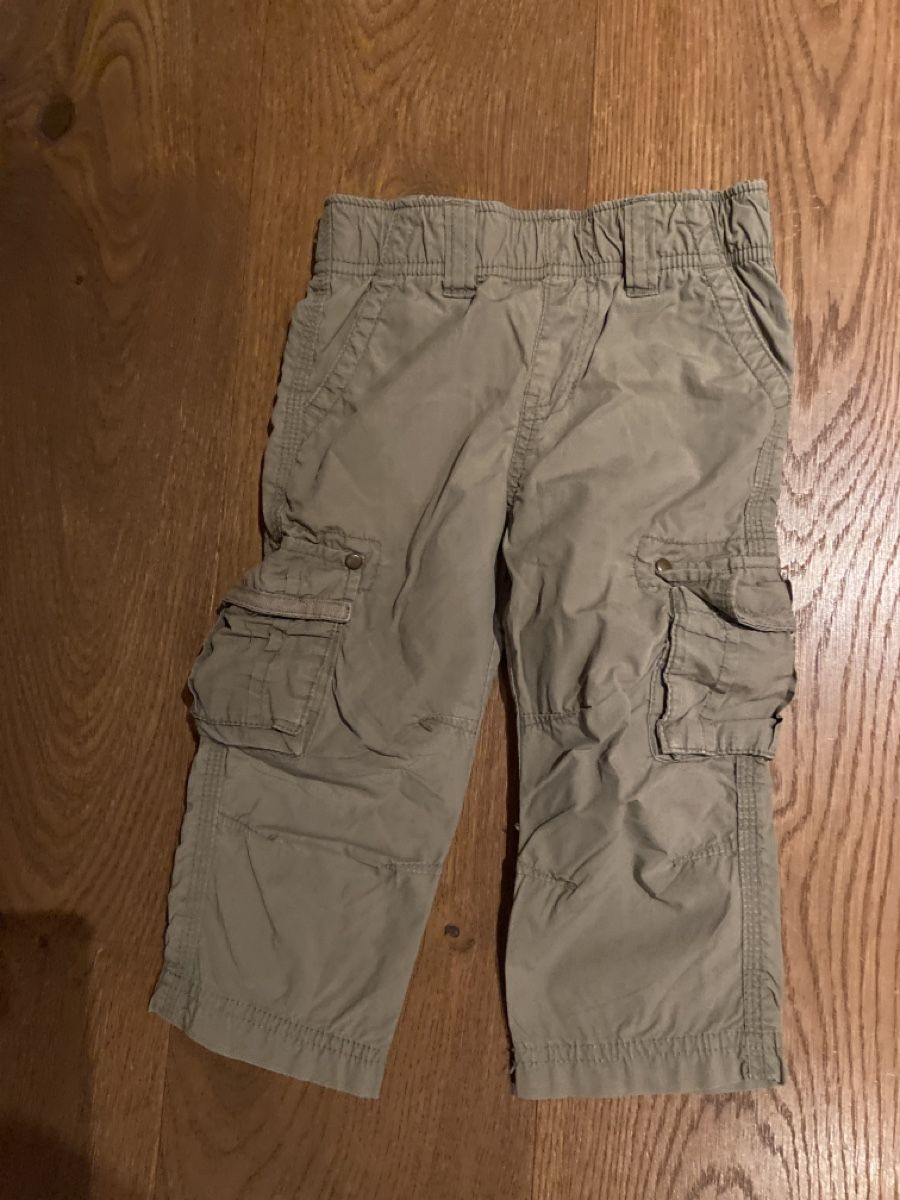 Pantalons: 3 Pasr Hosen Gr.86 – D'occasion à Pratteln par Nala78 1