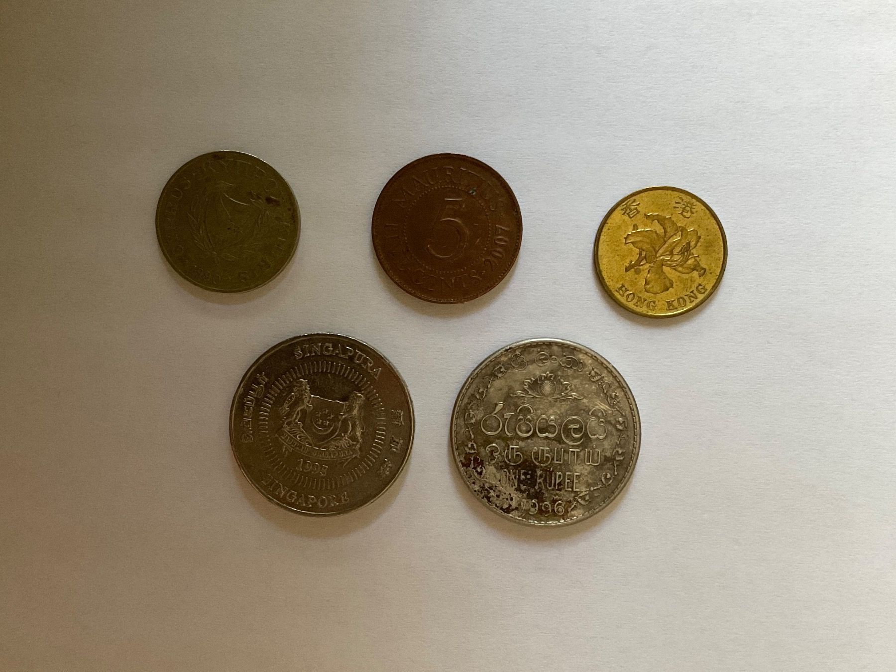 Tutti le monete: Monnaie d’Angleterre et du Commonwealth – Usato da Carouge GE venduto da Petronille5 9