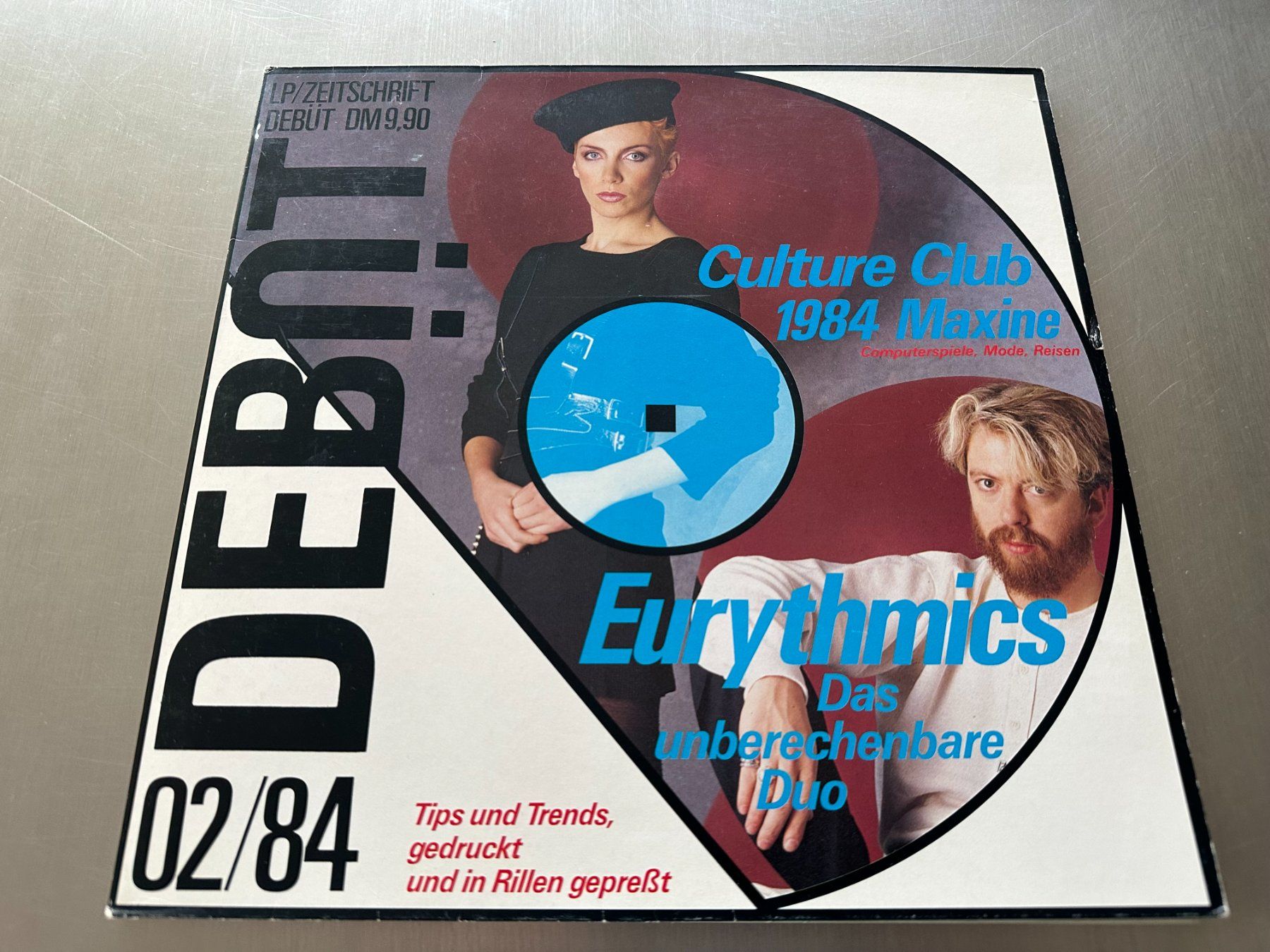 Dischi in vinile: DEBUT LP / ZEITSCHRIFT AUSGABE 3 - EURYTHMICS - SIMPLE MINDS – Usato da Sion venduto da jaipur1401