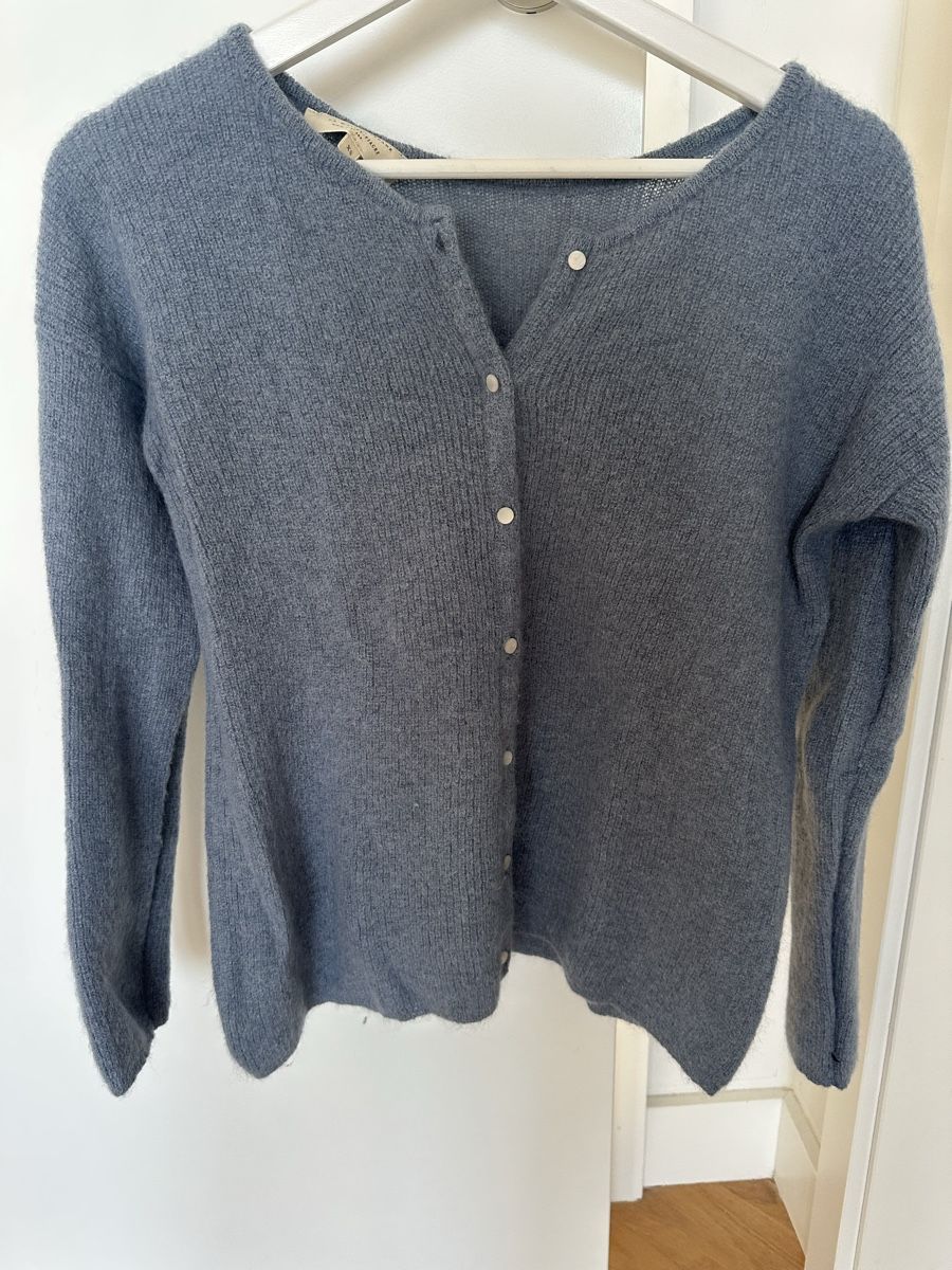 Gilets & Westen: Gilet Sézane bleu clair  – Gebraucht aus St-Sulpice VD von juliane43