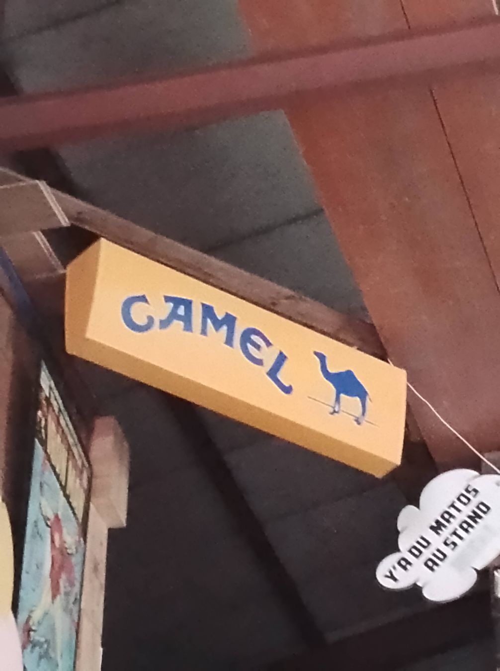Tutte le decorazioni: enseigne lumineuse Camel – Usato da saillon venduto da Lamateur