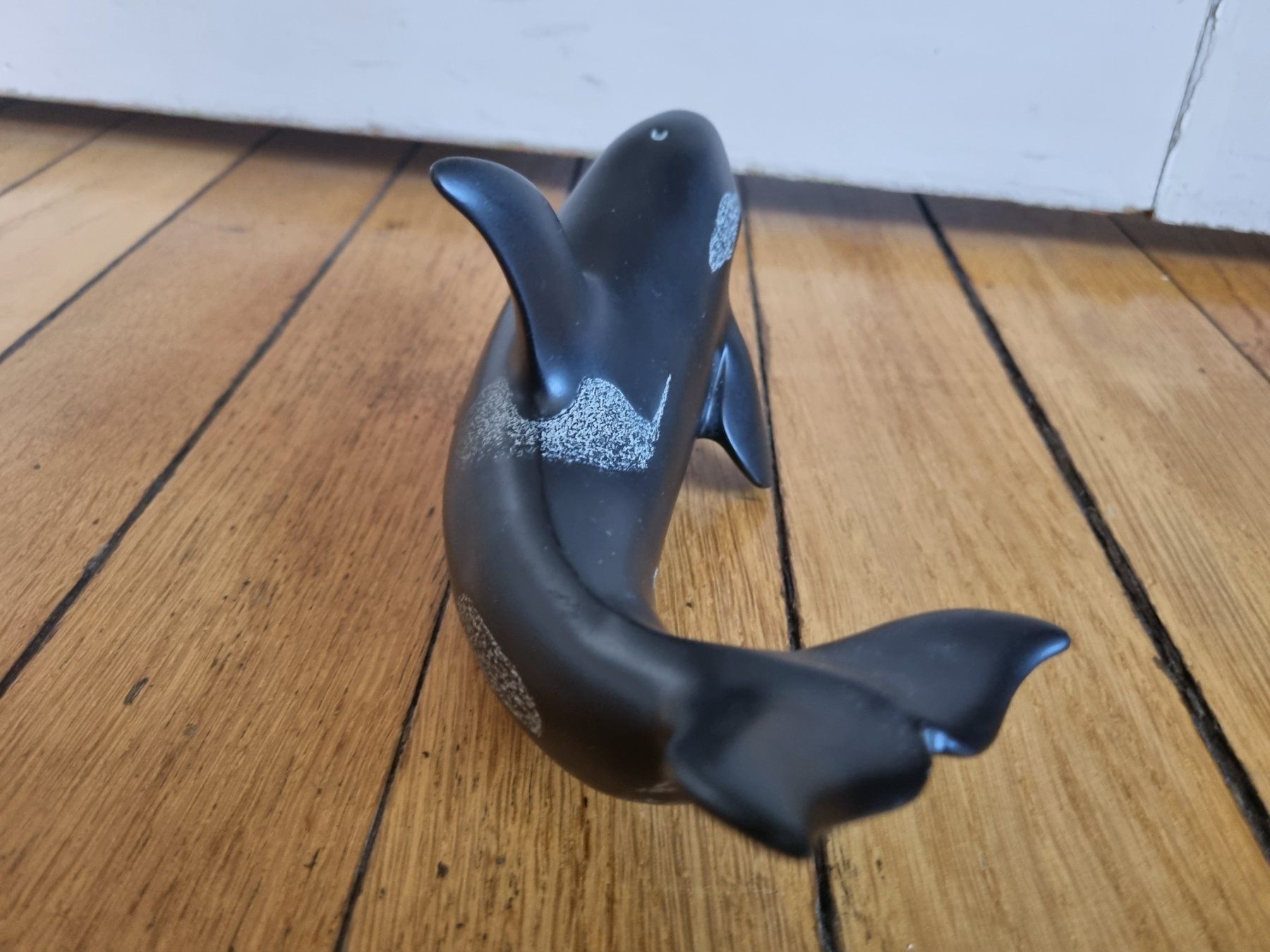 Statuette: Orca Schwertwal schwarz weiss Signiert – Usato da Schaffhausen venduto da Leveron13 3