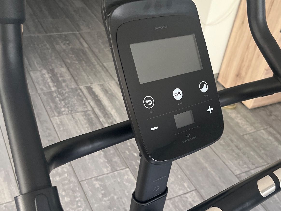 Hometrainer: Heimtrainer EB900 schwarz - kaum genutzt – Usato da Neerach venduto da Muki_1981 1