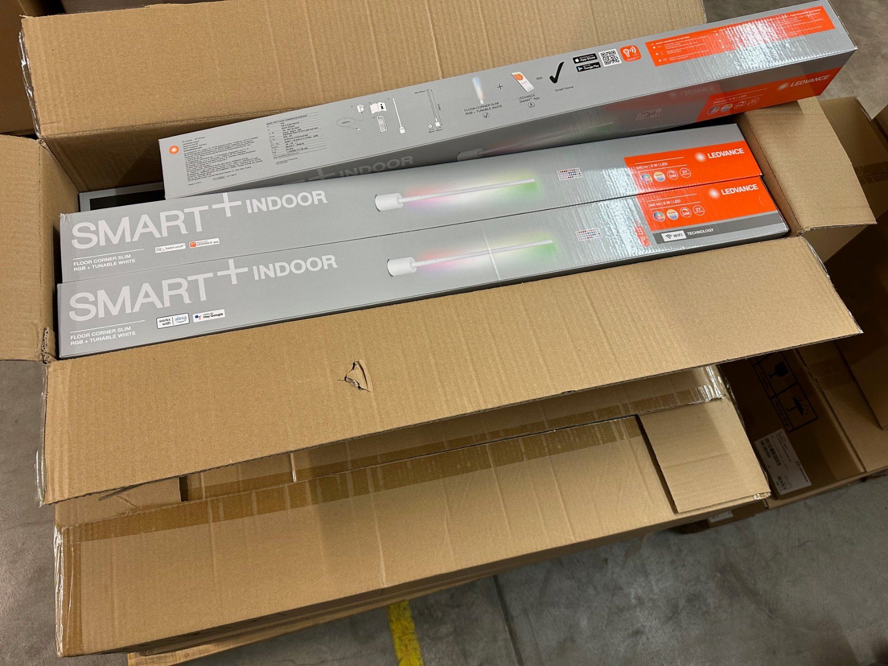 Lampade: Neu und Originalverpackte LED Leuchten - Ledvance – Nuovo e nell'imballaggio originale da Unterentfelden venduto da amo_lwg9 6