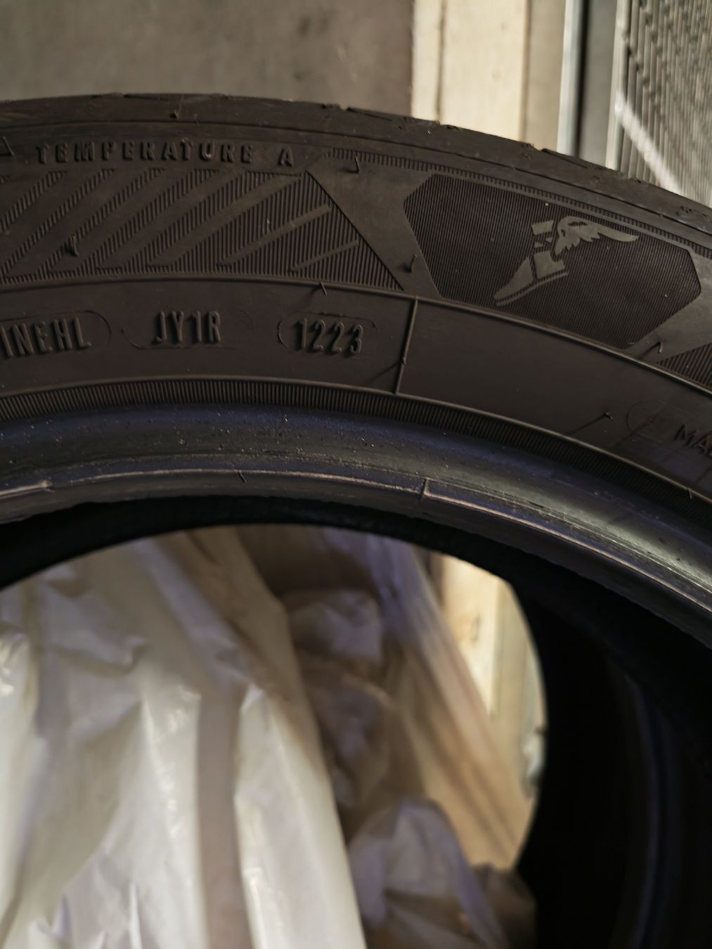 Goodyear Pneumatici & Ruote complete: 4 Goodyear EfficientGrip Performance 205/55 R19 97V – Usato da Veltheim AG venduto da Vor69