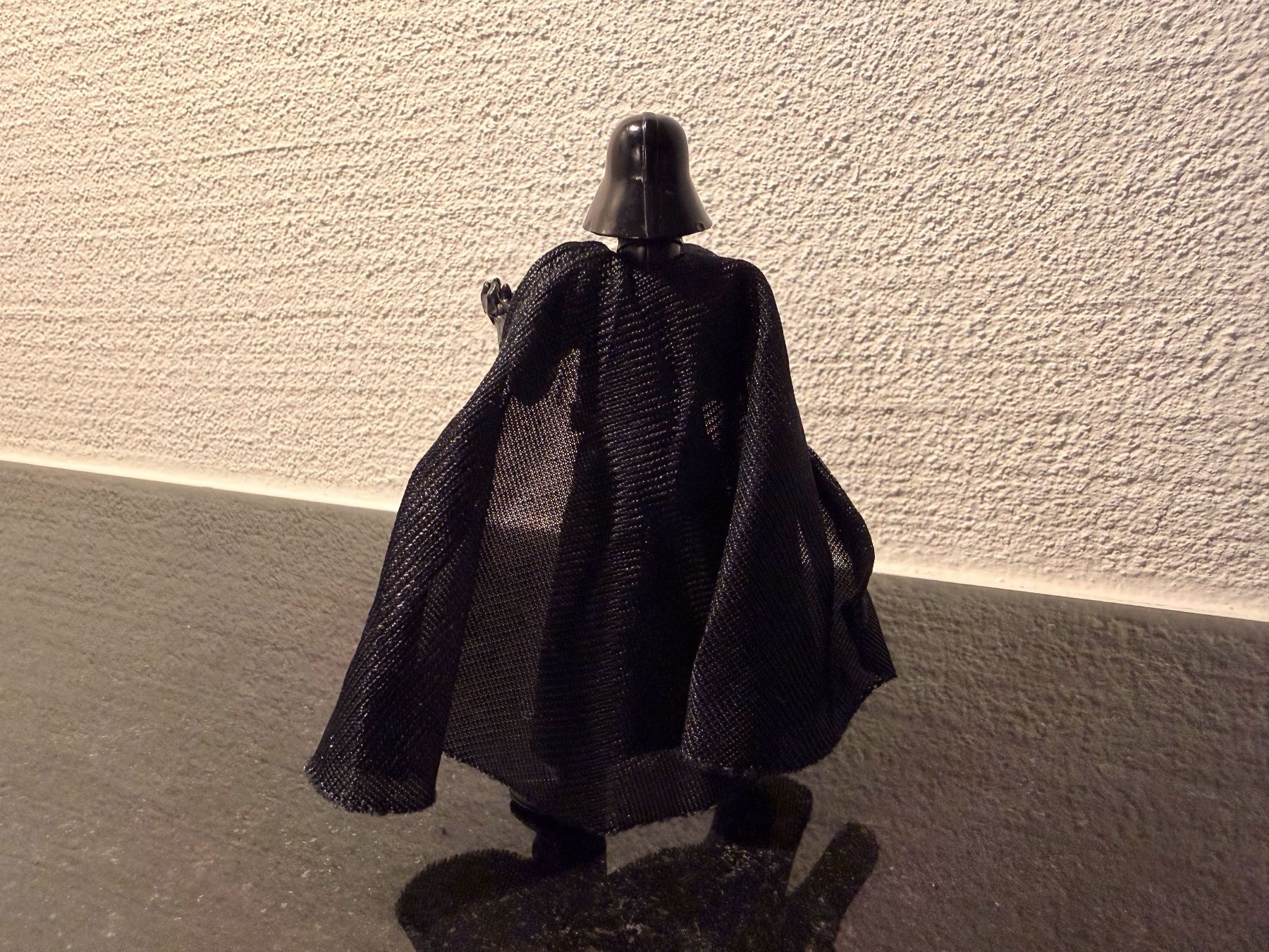 Star Wars Statuette: Hasbro Star Wars Darth Vader Actionfigur – Usato da Reinach BL venduto da Graphix 1