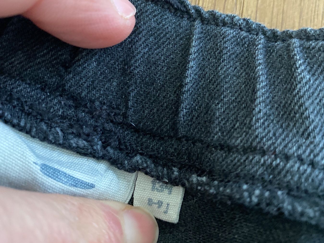 Hosen: Dreifeder Jeans schwarz, Grösse 134, elastischer Bund – Gebraucht aus Suhr von Jade87 2