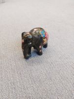 kleiner Elefant aus Holz, mit Blumen Bemalungen