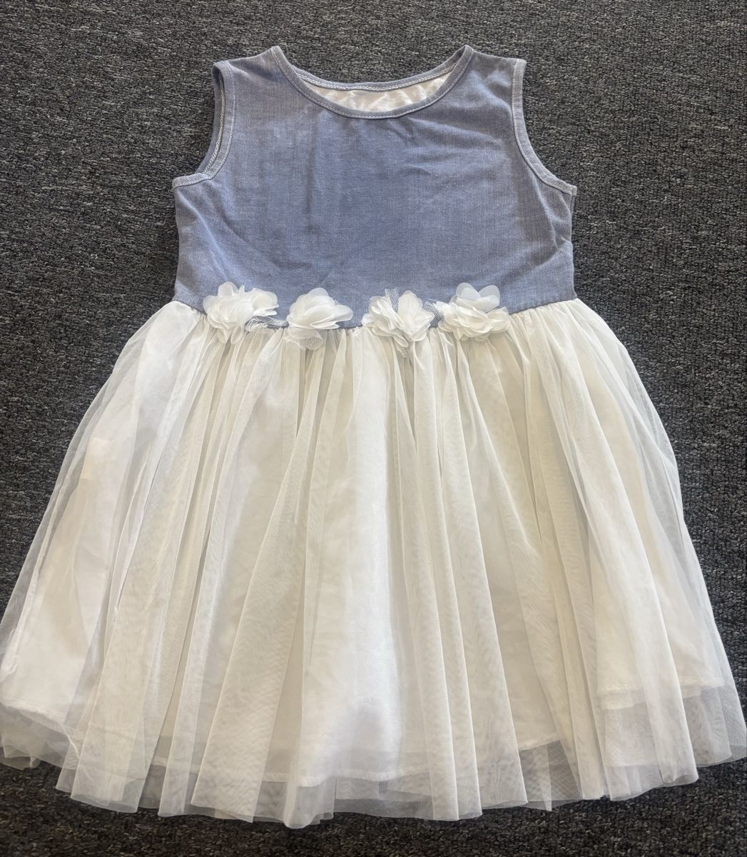Vestiti & Gonne: Kleid Gr 110-116 – Usato da Dietikon venduto da Shopping100