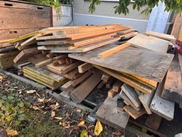 Gratis Bauholz / Restholz – nur komplett abzugeben