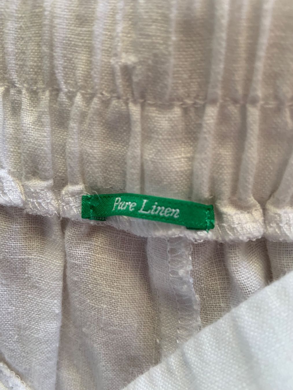 Benetton Pantalons: Pantalon blanc en lin – D'occasion à Ecublens VD par timily 1