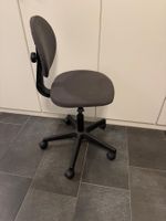 Bürostuhl IKEA Rickard - grau höhenverstellbar mit Rollen