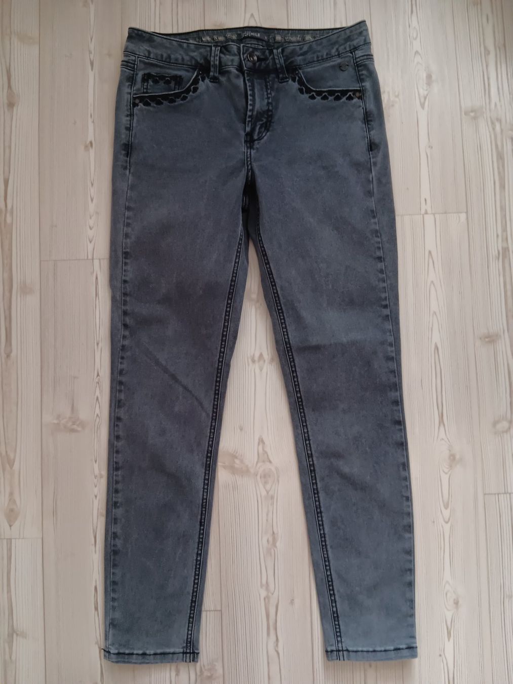 Nile Jeans: NILE Jeans taille / Grosse S – Usato da Cossonay-ville venduto da Super-Price-Quality
