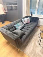 Sofa Samt schwarz gesteppt mit Goldfüssen NP 2890.-