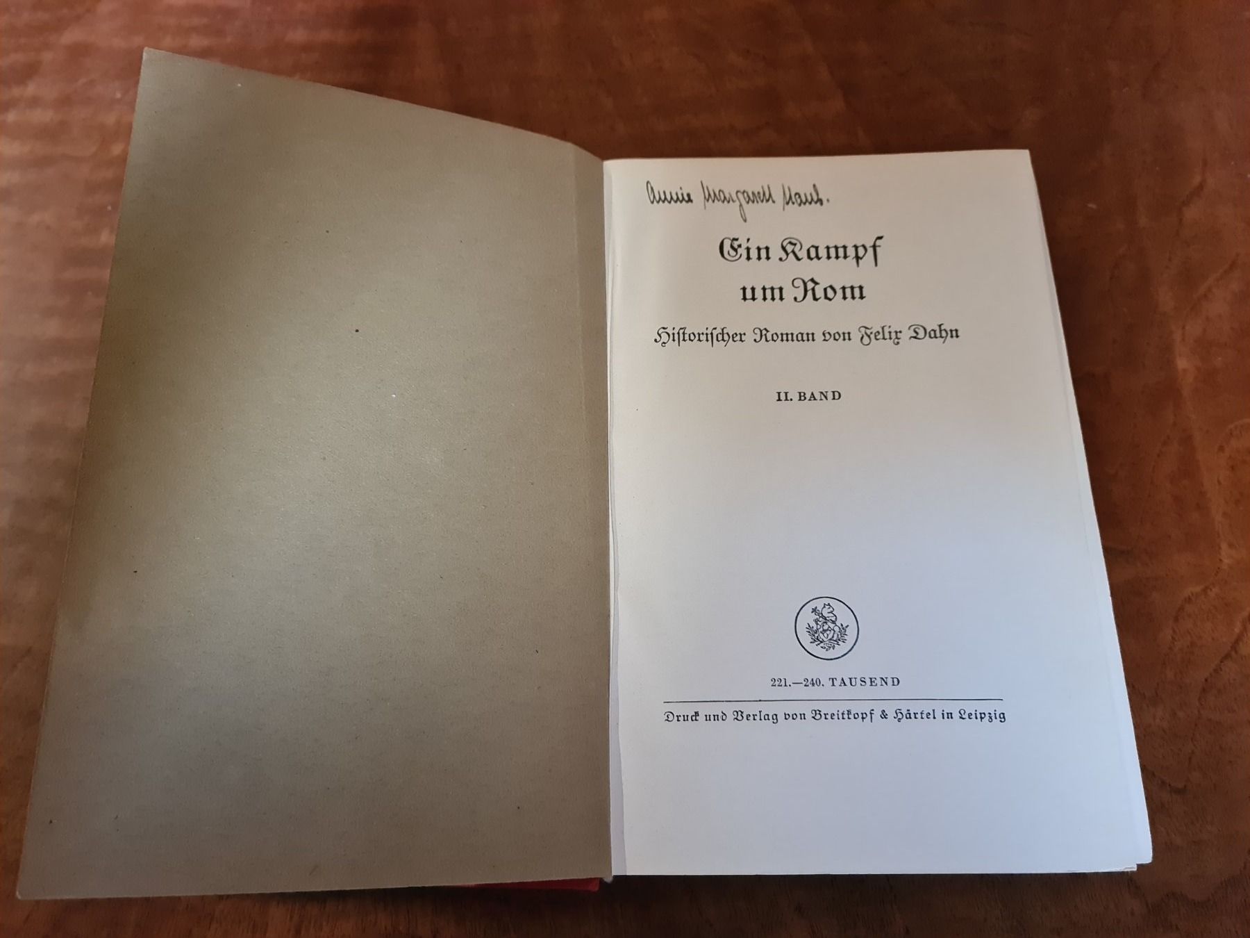 Bücher: Ein Kampf um Rom Band 1&2 – Gebraucht aus Erstfeld von Mario_boe0 4