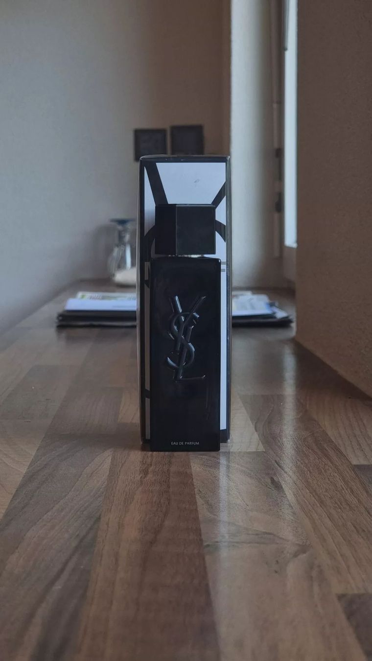 Saint Laurent Profumi & Eau de Toilette: Yves Saint Laurent "Myself" | 100ML – Nuovo e nell'imballaggio originale da Wölflinswil venduto da LucaH07 3