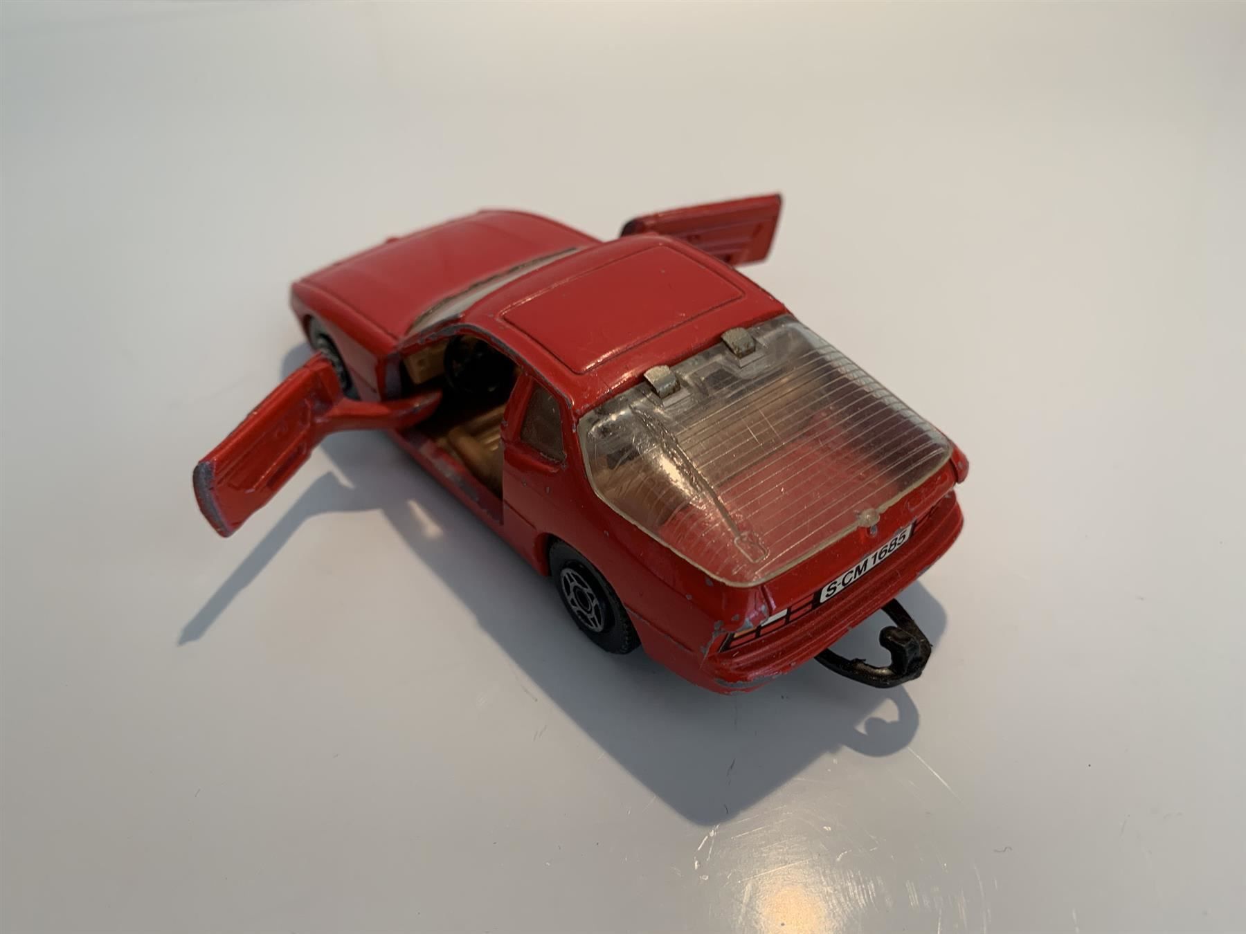 Porsche Modellautos: Porsche 924 1:36 Corgi GB rot – Gebraucht aus Stäfa von thebrand 4