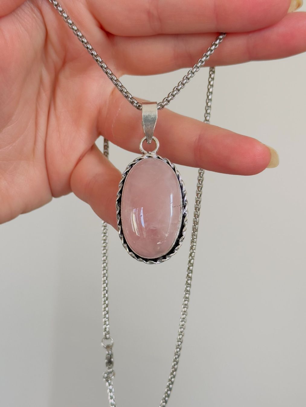Ketten: Rose Quartz Gemstone Ethnic Handmade necklace – Neu und originalverpackt aus Genève von AGBERG 6