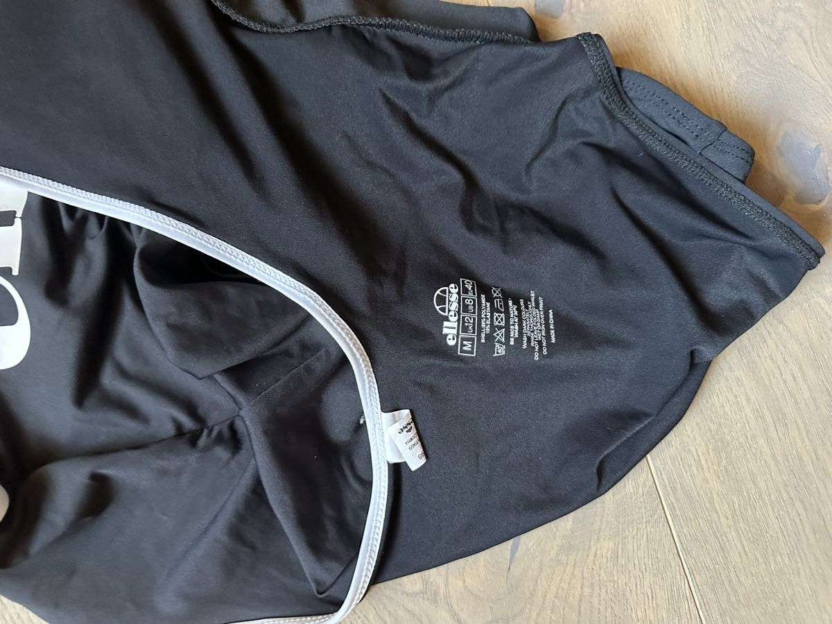 Ellesse Badekleider & Bikinis: Badeanzug Ellesse M Neu – Neu (gemäss Beschreibung) aus Triesen von nenaan 3
