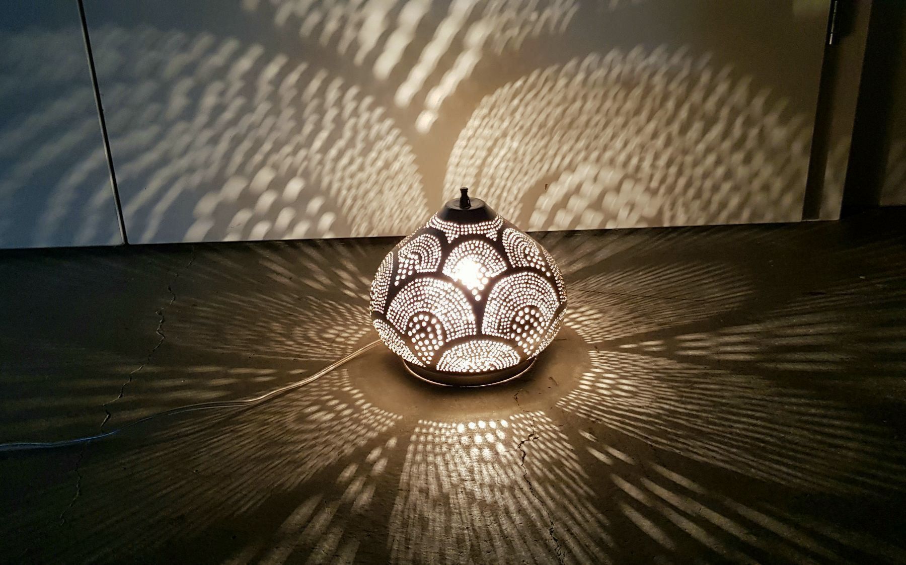 Lampade: Tischlampe – Nuovo e nell'imballaggio originale da Kirchberg SG venduto da PharaoShop 3