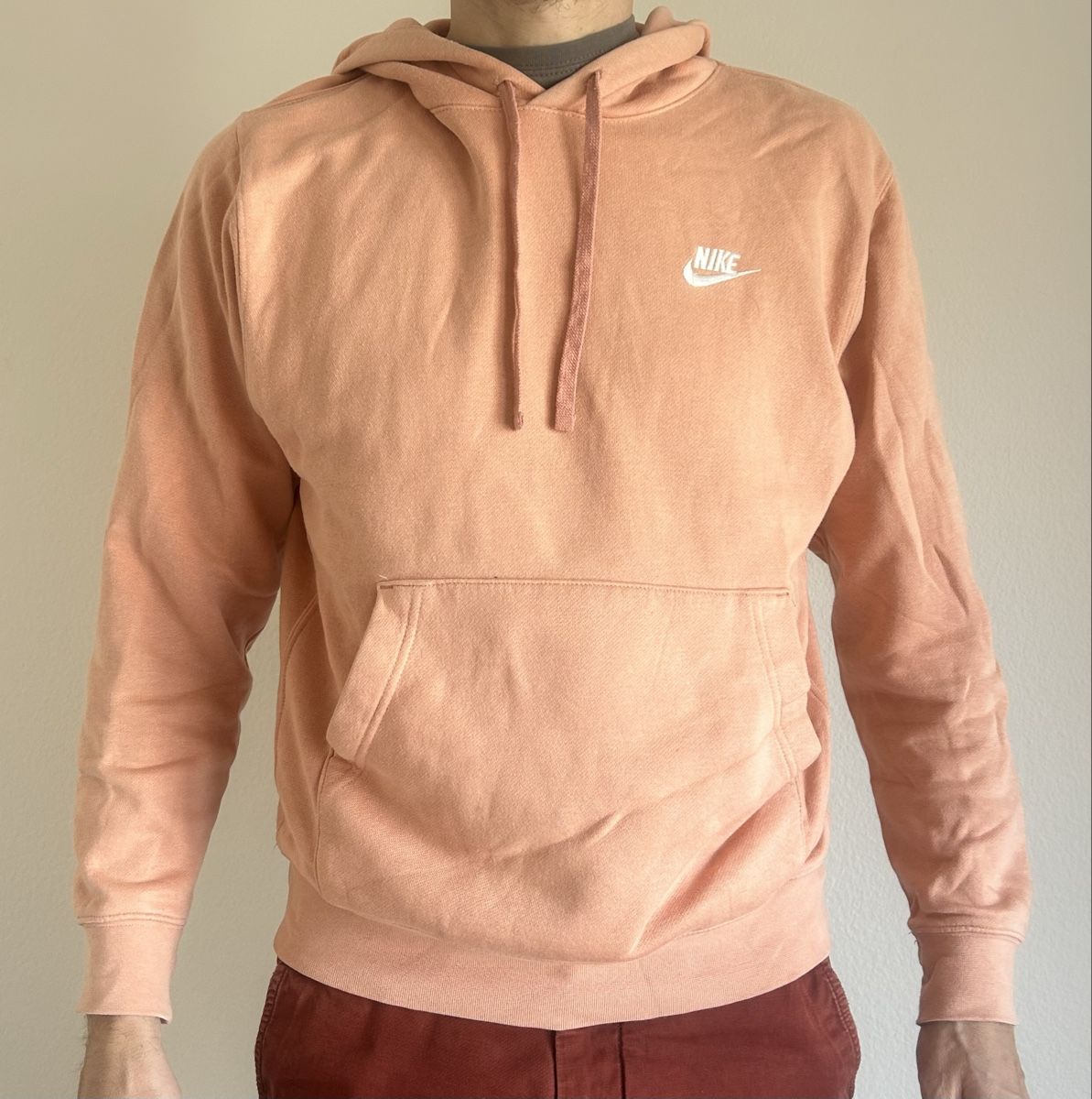 Nike Maglioni & Felpe: Sweat Nike rose saumon  – Usato da Grand-Lancy venduto da eli_x5k9