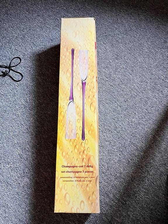 Bicchieri: Champagner Gläser (Ungeöffnet) – Usato da Thun venduto da Lutz09 1