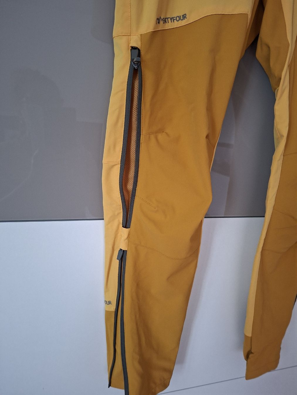 Pantaloni: Wanderhose Twentyfour, Gr. 40 – Nuovo (secondo la descrizione) da Hausen AG venduto da Emirfinn 2