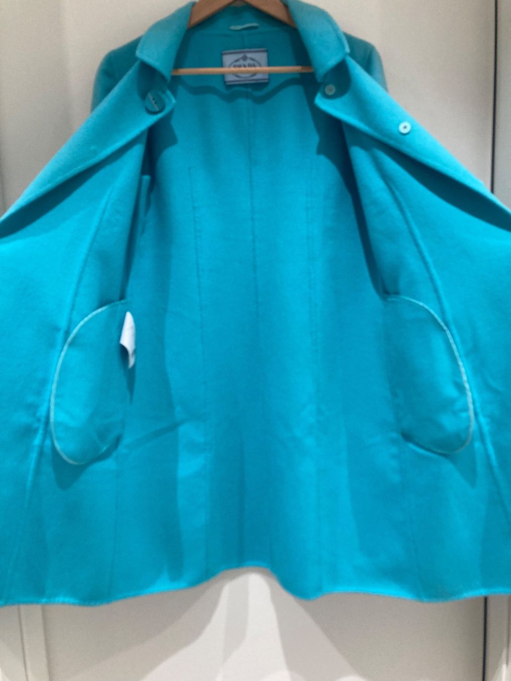 Prada Cappotti: Prada MANTEL 36 – Usato da Paradiso venduto da Kayakara 5