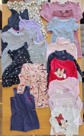 Grand lot vêtements fille 98-104