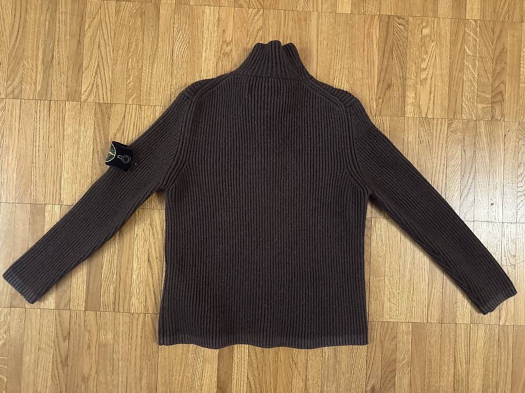 Pulls et sweat-shirts: Stone Island Junior 100 % Wolle Pullover Gr 128 – D'occasion à Clarens par Azure1982 1
