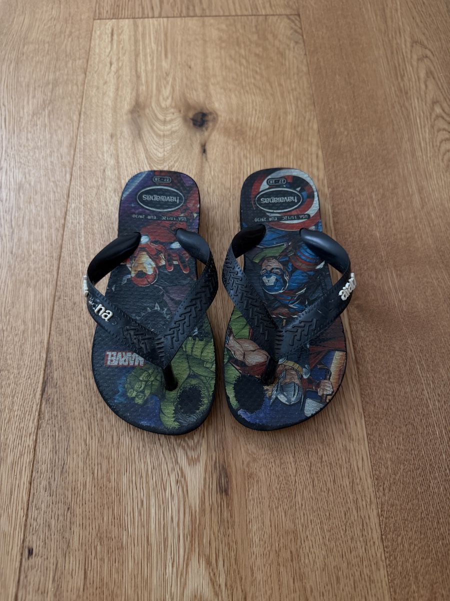Havaianas Scarpe per ragazzi: Havaianas - Marvel Avengers, Gr. 29/30 – Usato da Interlaken venduto da fbnscl 2
