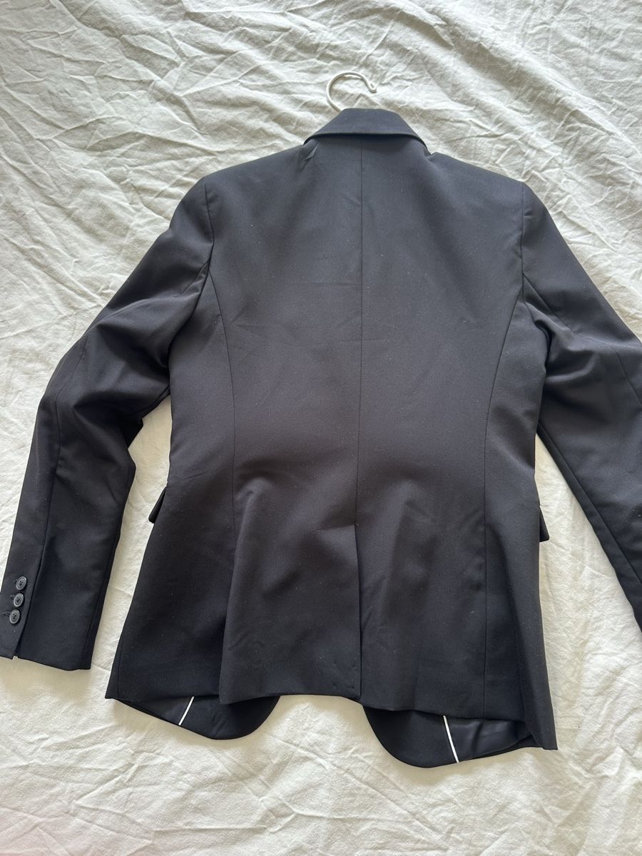 Mango Vestes: Elegant Mango Black Blazer - S – Neuf (Voir description) à Zürich par car_tvl7 2