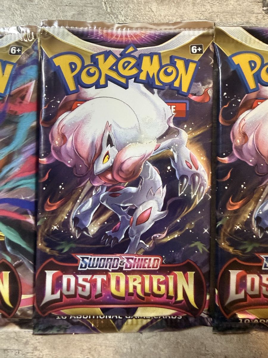 Pokémon Sammelbilder & Trading cards: 3x Lost Origin booster packs sealed ENG – Neu und originalverpackt aus Gandria von PokeBrothersCH 3