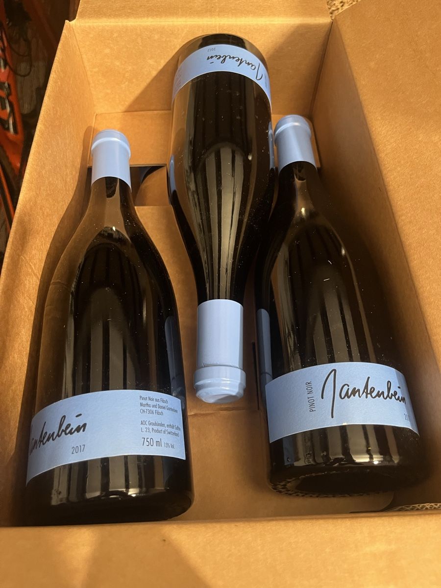 Vino: 6. Flaschen Gantenbein – Nuovo (secondo la descrizione) da Binningen venduto da mahasero