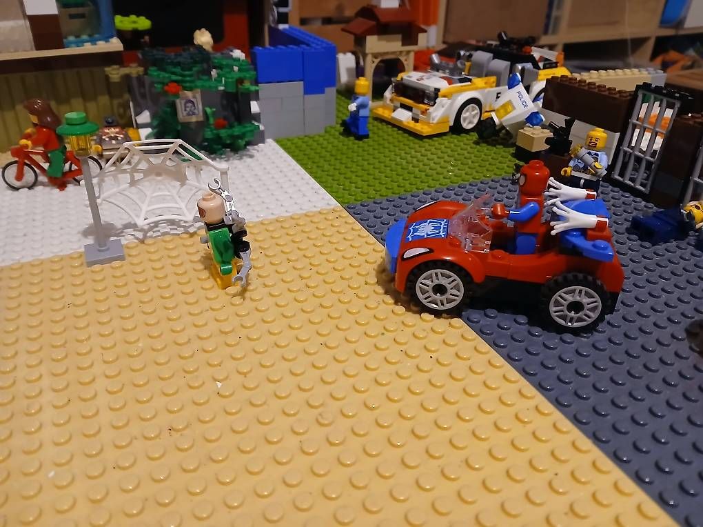Tutti pezzi di ricambio auto: Spider-Mans Auto und Doc Ock 10789 – Usato da Henggart venduto da Froschprinzessin 1