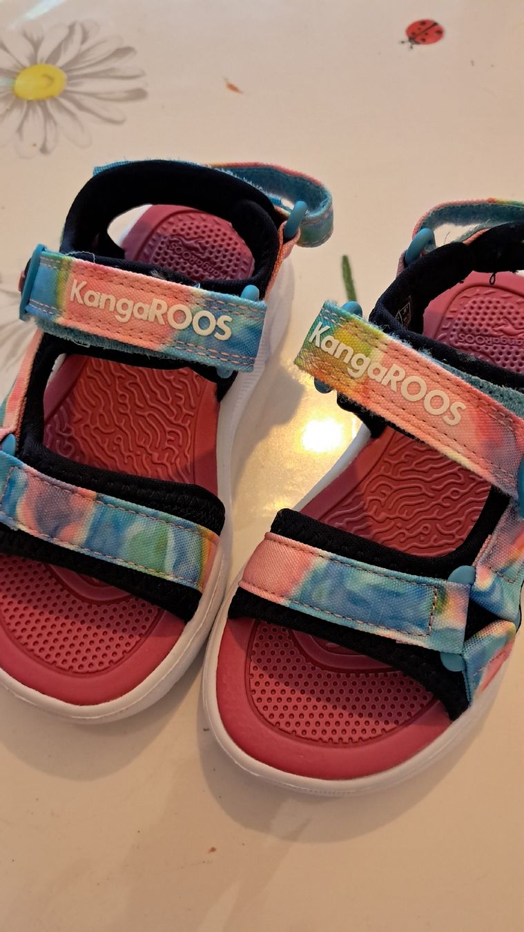 Scarpe per ragazze: Kängaroos Sandalen Gr. 27 NEU – Nuovo (secondo la descrizione) da Dübendorf venduto da 5_tere_5 1