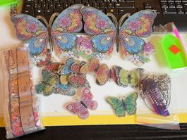 DIAMOND PAINTING WINDSPIEL SCHMETTERLINGE