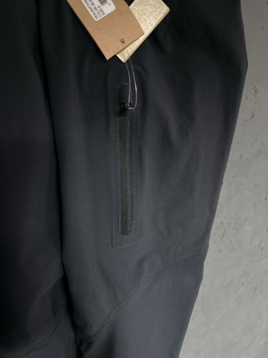 Specialized Pantaloni: Specialized pantalon enduro enfant taille S – Nuovo (secondo la descrizione) da Borex venduto da  3